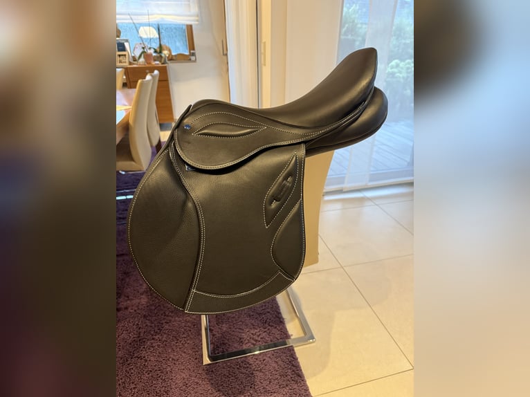 Stubben Phoenix Elite Springsattel – neuwertig, nur 1x benutzt!