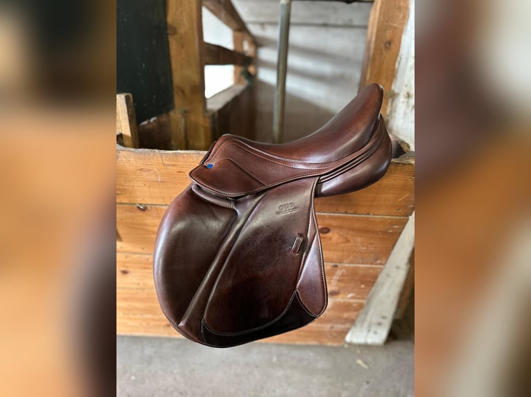 Stübben Aviator Springsattel 17 Zoll