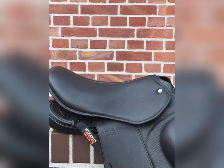 Stübben REV Sattel 17,5” – Dressur + Springen