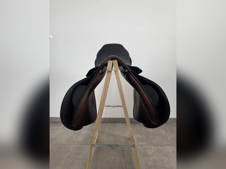 Stübben Siegfried Springsattel 18" / 30,5 KW