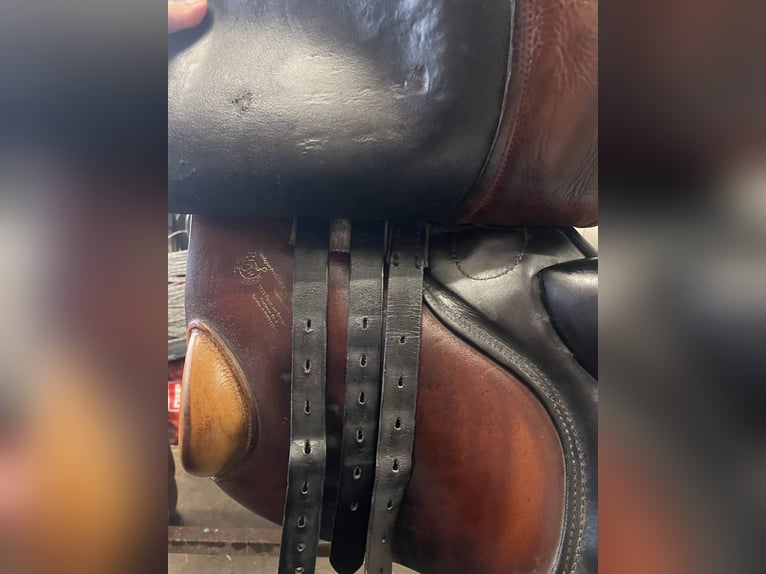 Stübben Springsattel 17,5