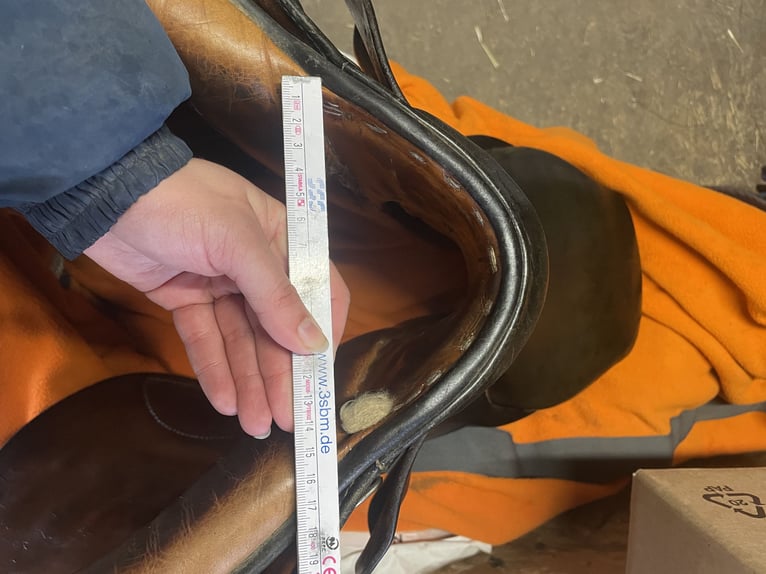 Stübben Springsattel 17,5