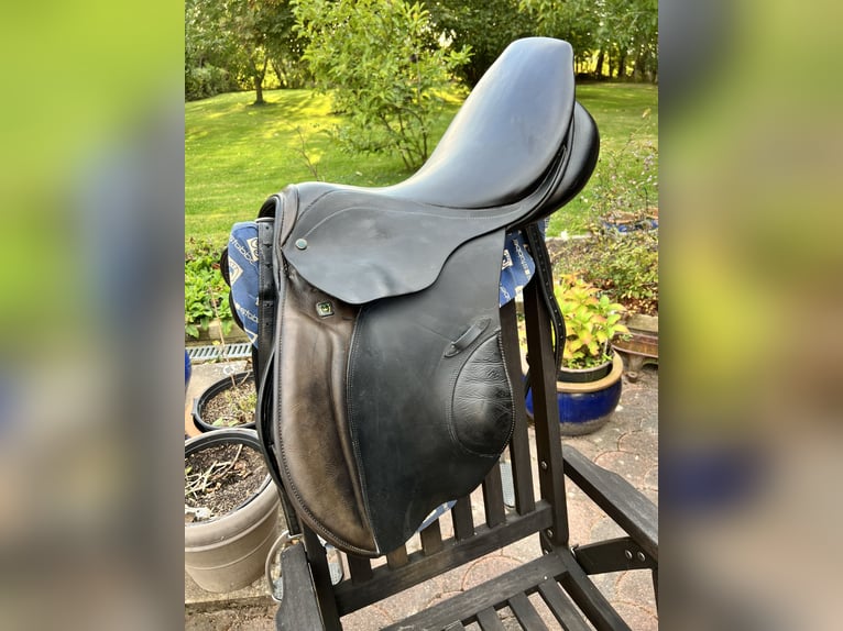 Stübben Springsattel Roxanne 18 Zoll