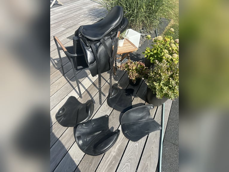 Stübben x Martin Ryan REV Sattel inkl. Dressur- & Springblätter | Schwarz |