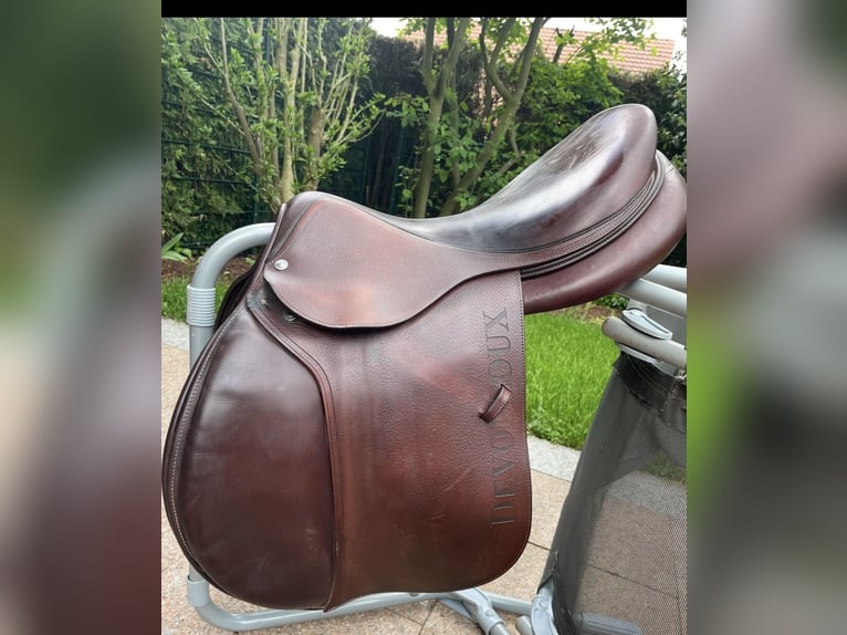 Verkaufe wunderschönen Devoucoux Springsattel Biarritz O in braun