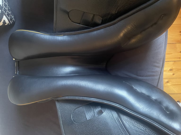 VS Gelände-Springsattel Stübben Zaria Optimum schwarz 17,5