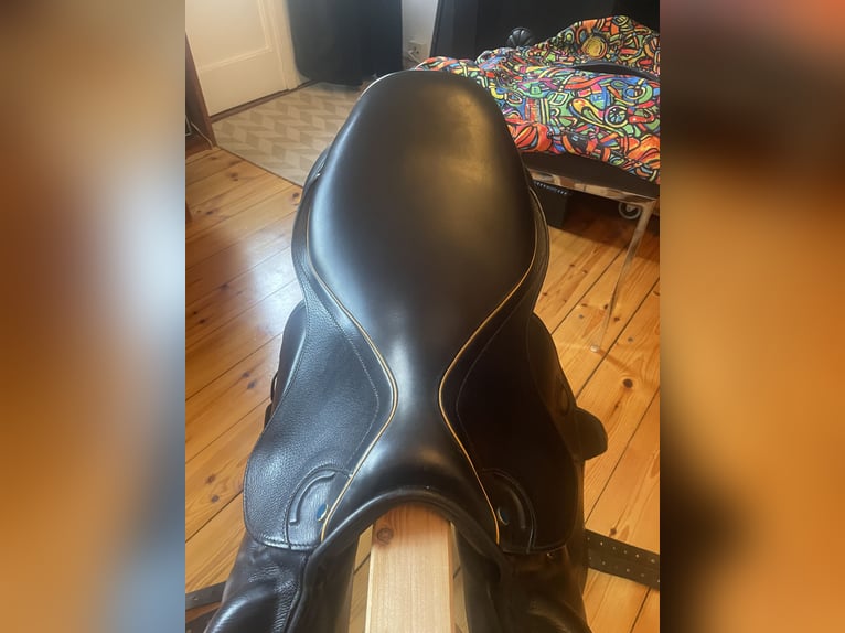 VS Gelände-Springsattel Stübben Zaria Optimum schwarz 17,5