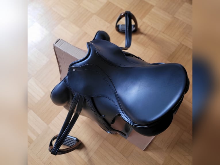 Wenig gebrauchter Springsattel von Passier