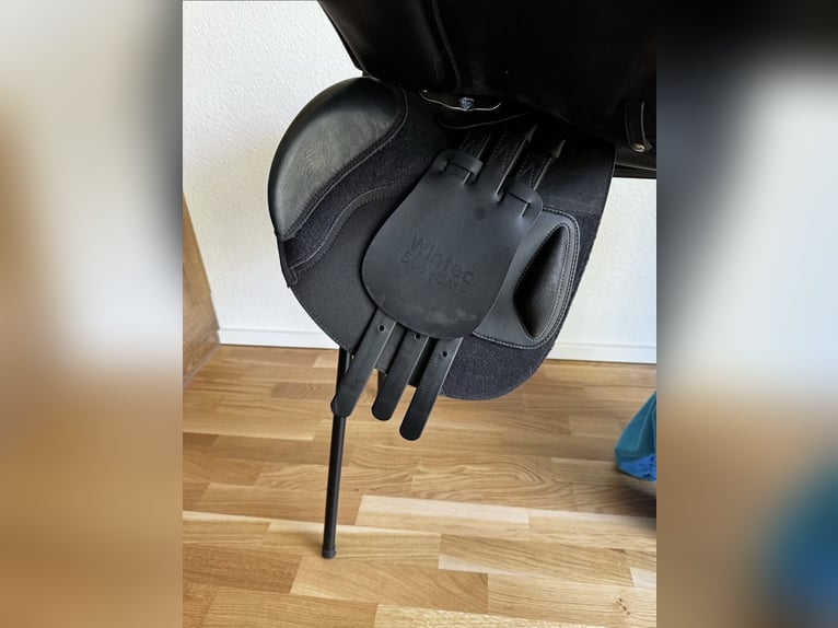 Wintec Springsattel 17,5 Zoll – Neu!