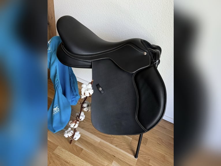 Wintec Springsattel 17,5 Zoll – Neu!