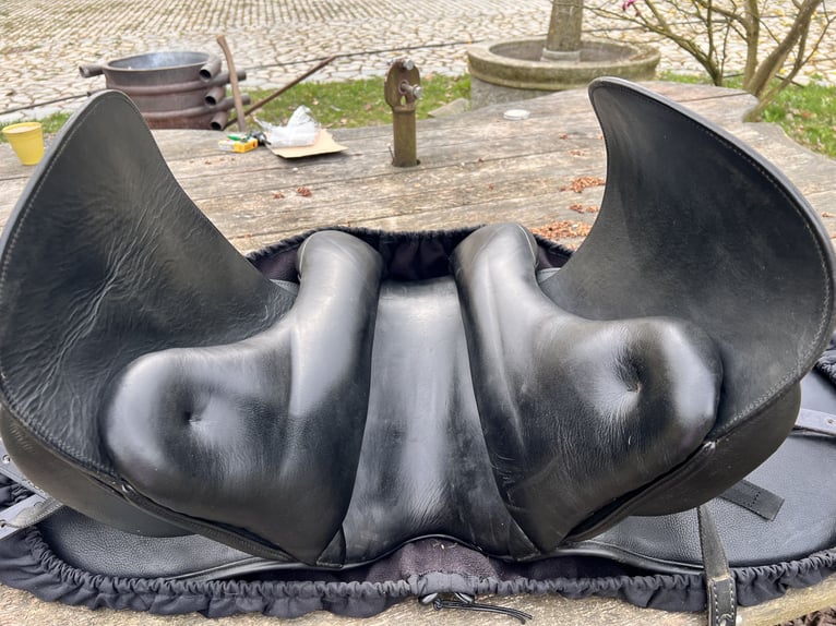 2 Peter Horobin Sättel