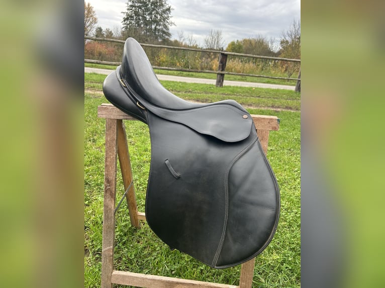 Caprilli Bates Australia Sattel