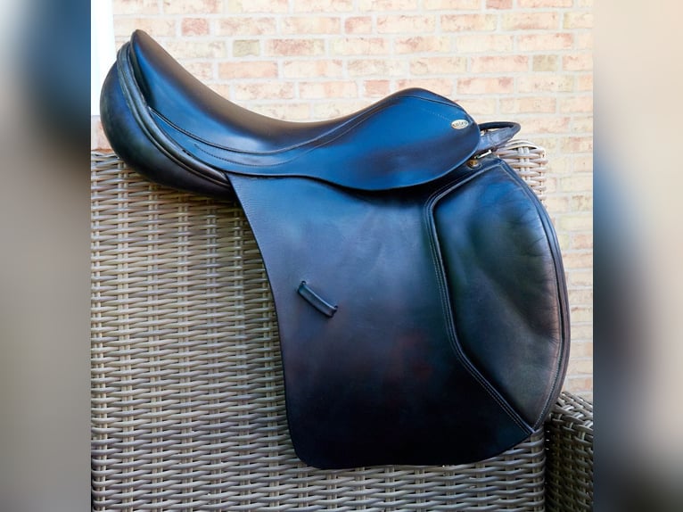 Cobra Vielseitigkeit Sattel zu verkaufen