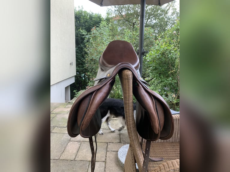 Cobra Vielseitigkeitssattel aus erster Hand und sehr gepflegt, braun