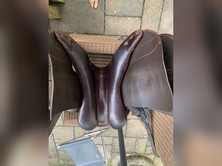 Cobra Vielseitigkeitssattel aus erster Hand und sehr gepflegt, braun