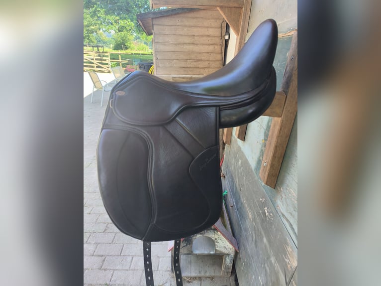Dressursattel von Jorge Canaves-Bargh, 18 Zoll