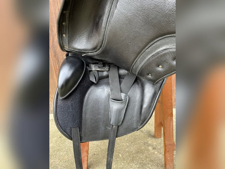 El Campo Deuber & Partner Working-Equestrian-Sattel