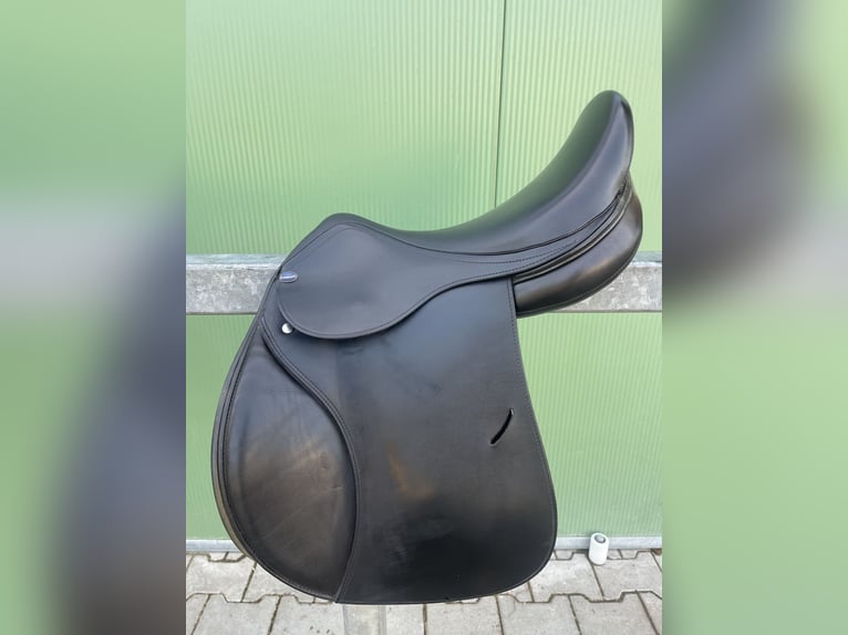 Euroriding Vielseitigkeitssattel - Schwerpunkt Springen, schwarz