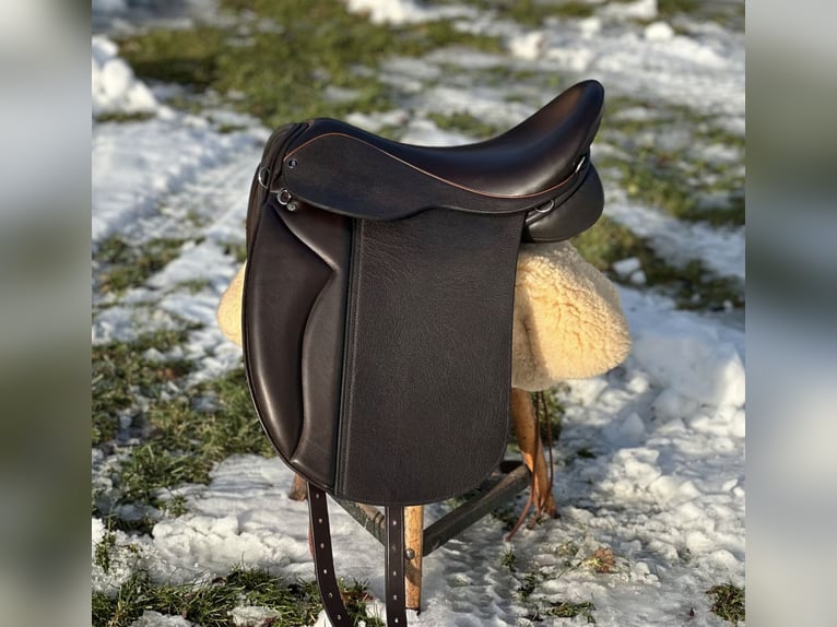 Freizeitsattel für kurze breite Pferde — 40 cm 17“ KW 35, Probeversand — VS Wanderreiten Trekking