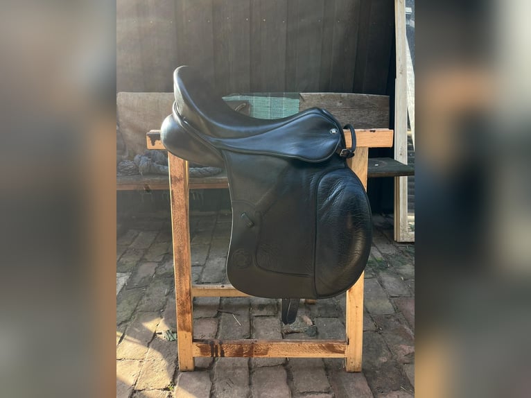 Hennig * Vielseitigkeitssattel * 18 Zoll