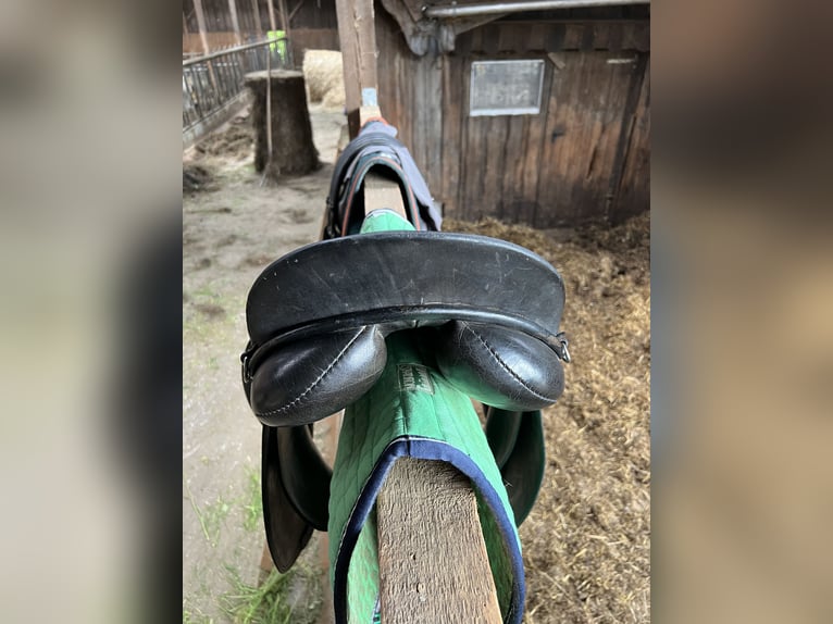 Hennig VS Sattel breite Kammer 18”
