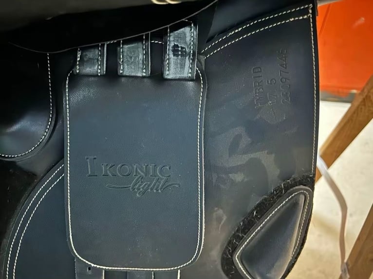 Ikonic Vielseitigkeitssattel 17,5'' 