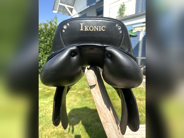 Ikonic Vielseitigkeitssattel VSS Evolution, 17 Zoll - Top Zustand!