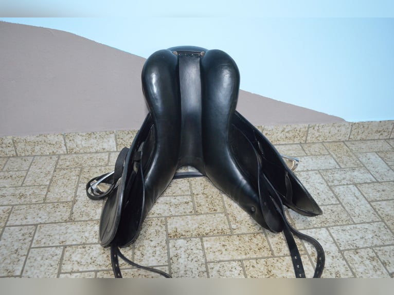 JC Sattel in guten Zustand, Model: Celebration Soulution, schwarz, 17,5 Zoll, Kammerweite 34