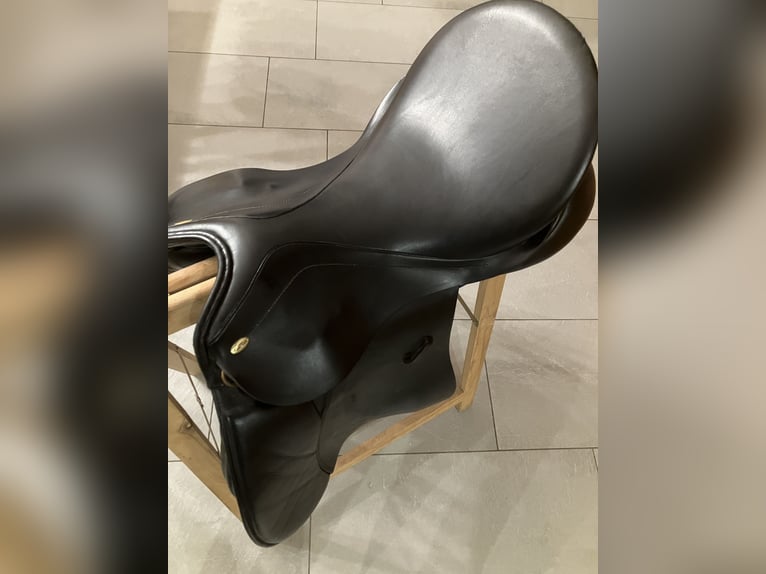 Kentaur Seneca Vielseitigkeitssattel schwarz 18 Zoll KW 4