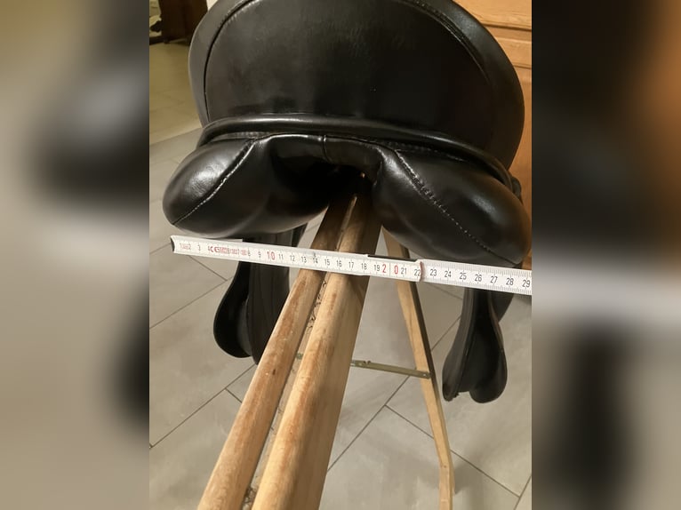 Kentaur Seneca Vielseitigkeitssattel schwarz 18 Zoll KW 4