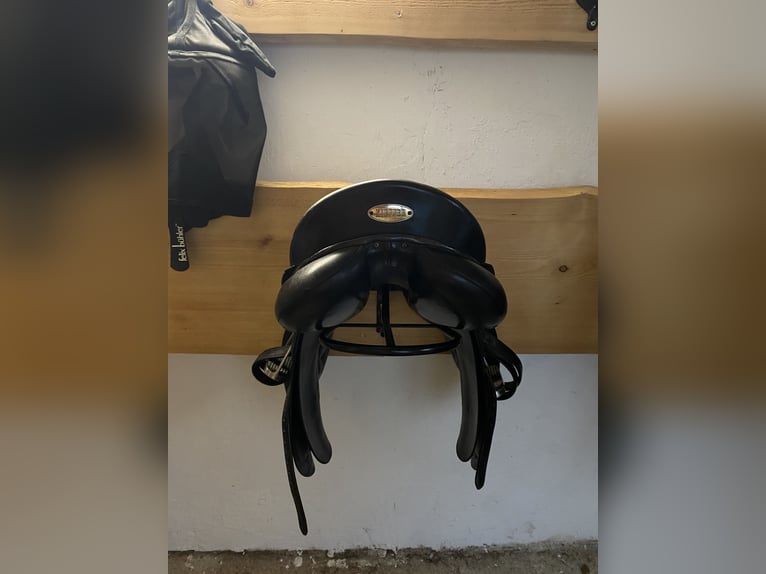 Kiefer Vielseitigkeitssattel 17,5 Zoll
