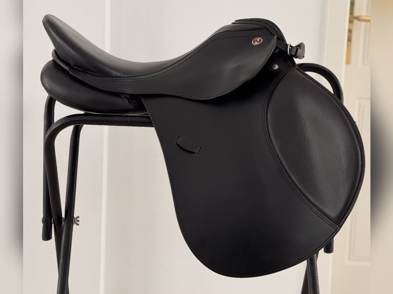 Kieffer Aachen AT Vielseitigkeitssattel 17" — guter Zustand