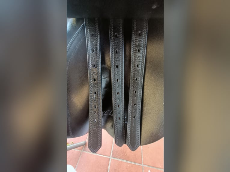 Kieffer Frankfurt Vielseitigkeitssattel - neuwertig, erstklassiger Zustand - Warmblut passend