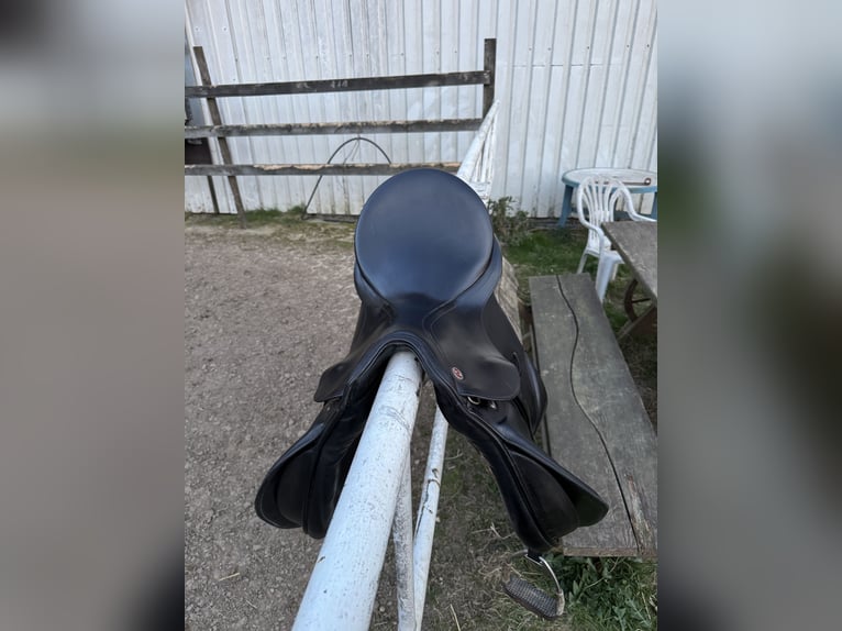 Kieffer Garmisch AT VS Sattel 17 Zoll