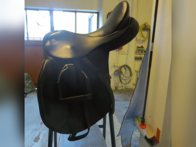 Kieffer Sattel Garmisch 17,5 " Leder schwarz VS