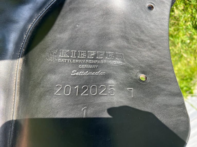 Kieffer Vielsseitigkeitssattel 17 Zoll