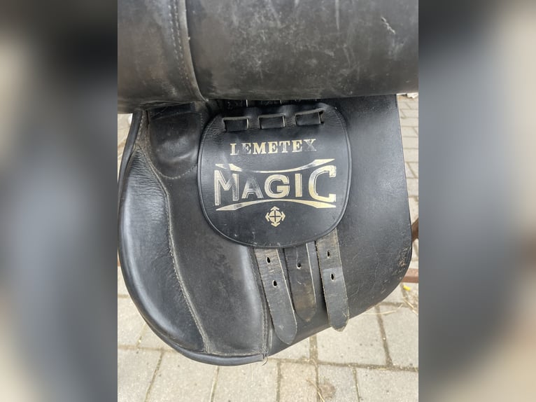 Lemetex Magic Sattel 17,5