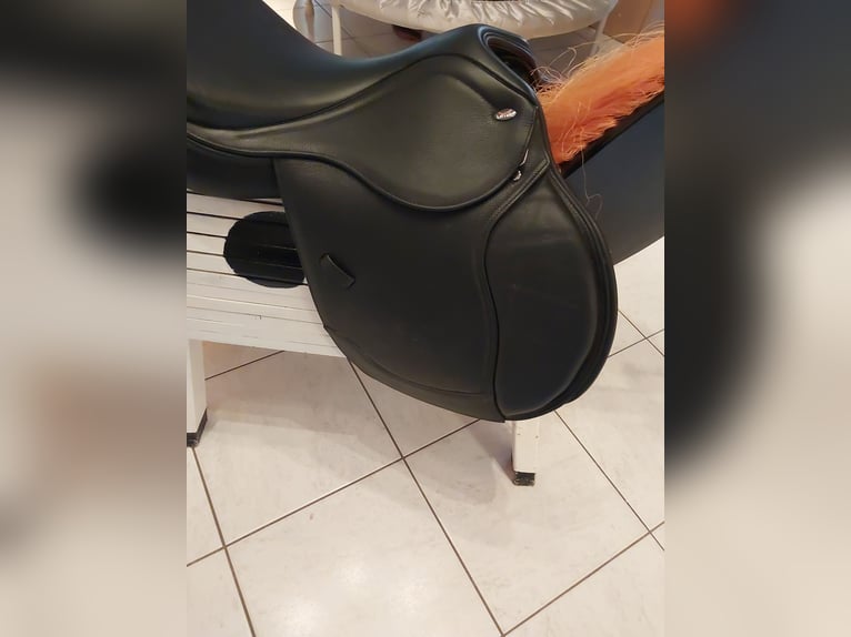 Letek Vielseitigkeitssattel fast neu