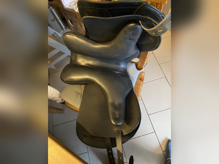 Louisa Koehne VS Sattel 16,5 Zoll 