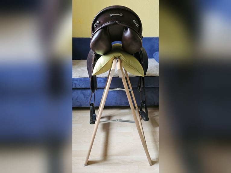 Prestige „Explorer“ Vielseitigkeitssattel, 17 Zoll