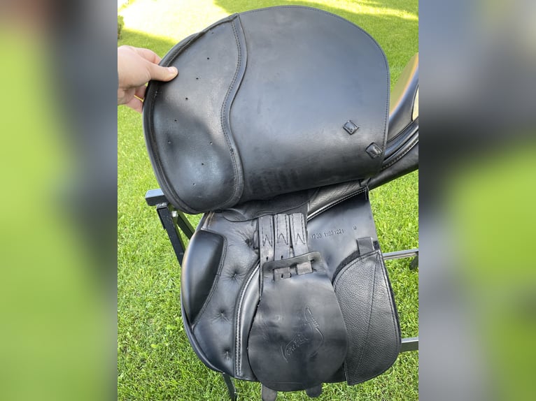 Prestige Venezia VS Sattel 17/33 doubliert schwarz