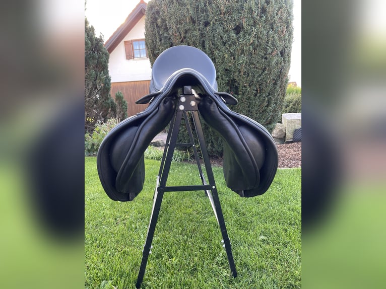 Prestige Venezia VS Sattel 17/33 doubliert schwarz
