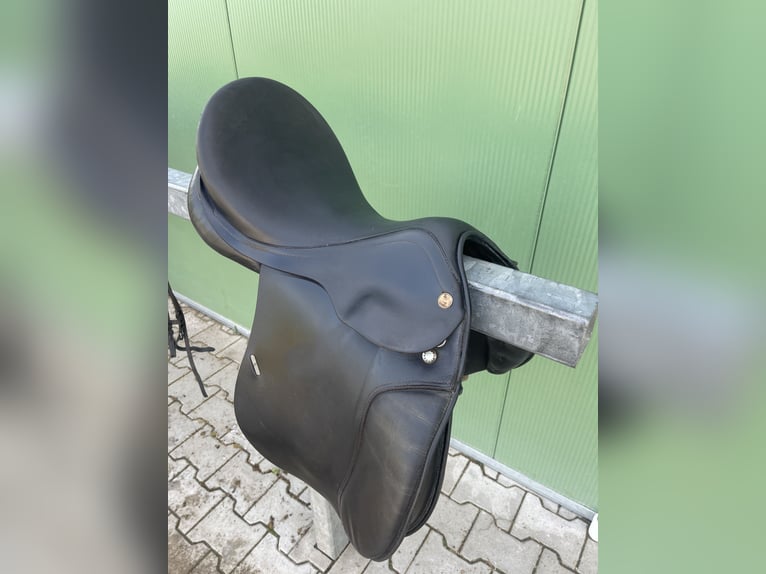 Prestige Vielseitigkeitssattel schwarz