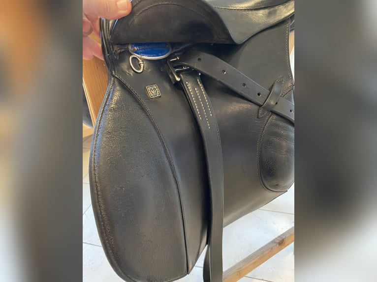 Stübben Springsattel Scandica 17"