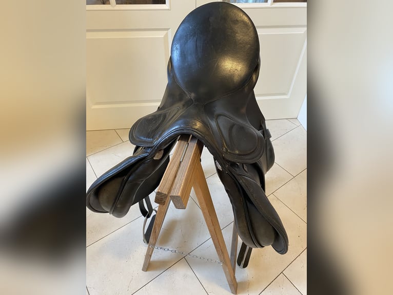 Stübben Springsattel Scandica 17"