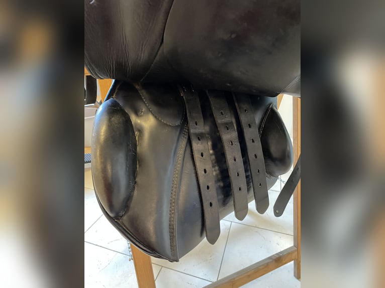 Stübben Springsattel Scandica 17"