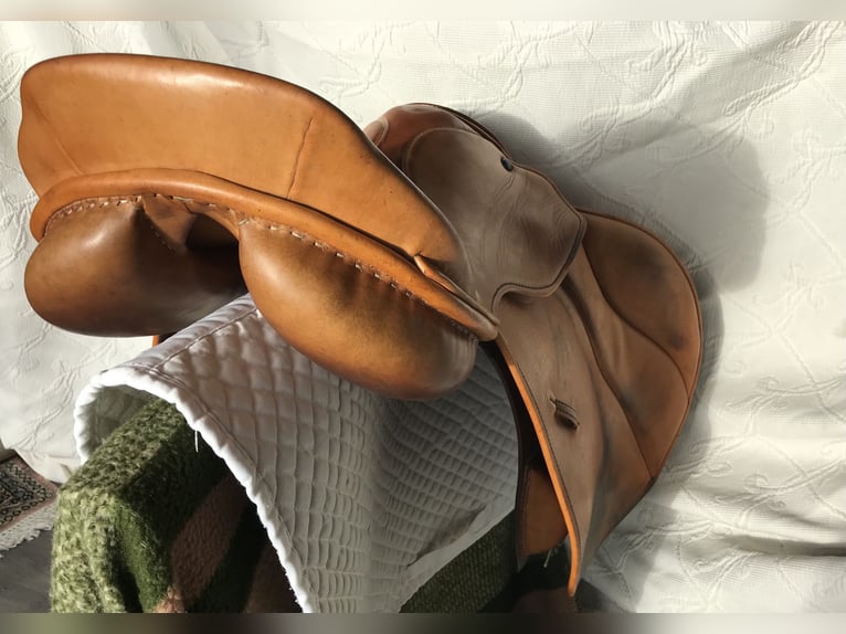 Stübben VS Sattel Lohengrin, 18 Zoll, hellbraun, schick