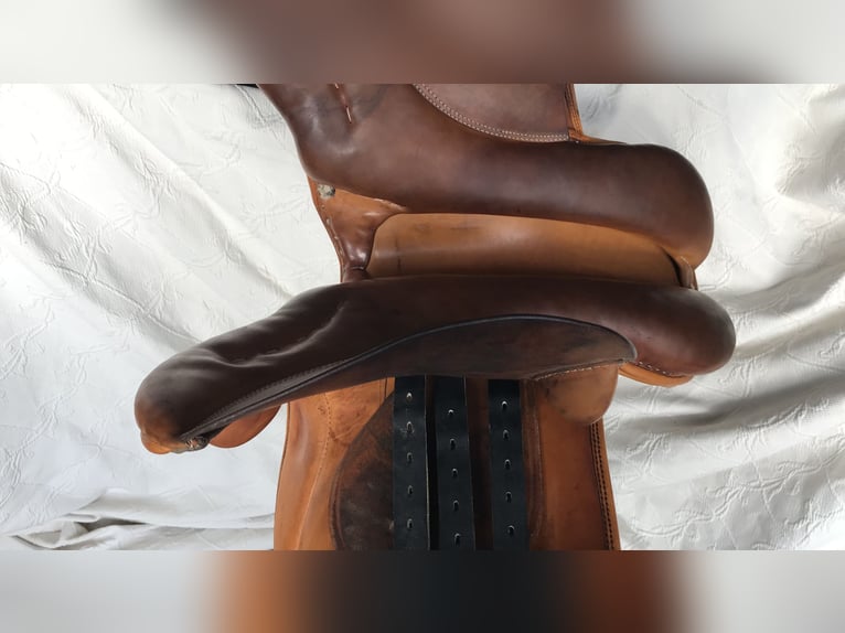 Stübben VS Sattel Lohengrin, 18 Zoll, hellbraun, schick