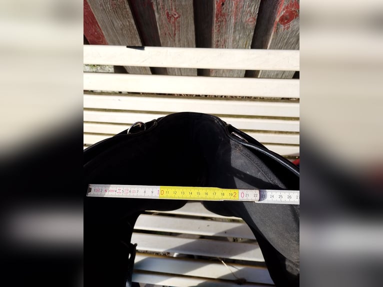 Thorowgood Kunststoff Sattel 