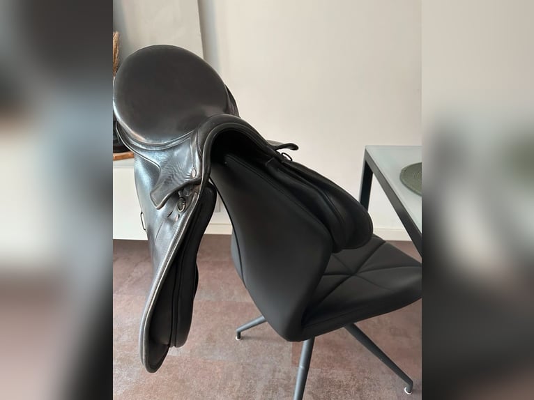 Top Sattel VS Vielseitigkeit mit Schwerpunkt Dressur von LEMETEX